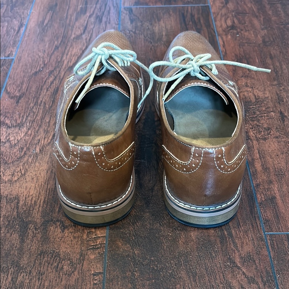 Madden Brown Oxfords Classic Design - Picture 5 of 8